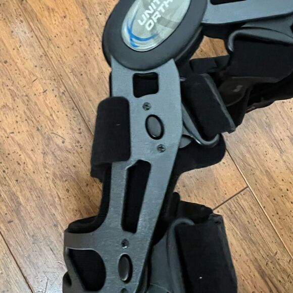 United Ortho 300541-07 Functional ACL $295 Knee Support Right Leg Large - Picture 8 of 12